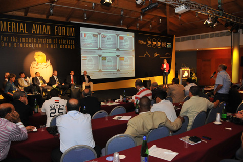 Mesa redonda durante el Forum de Merial